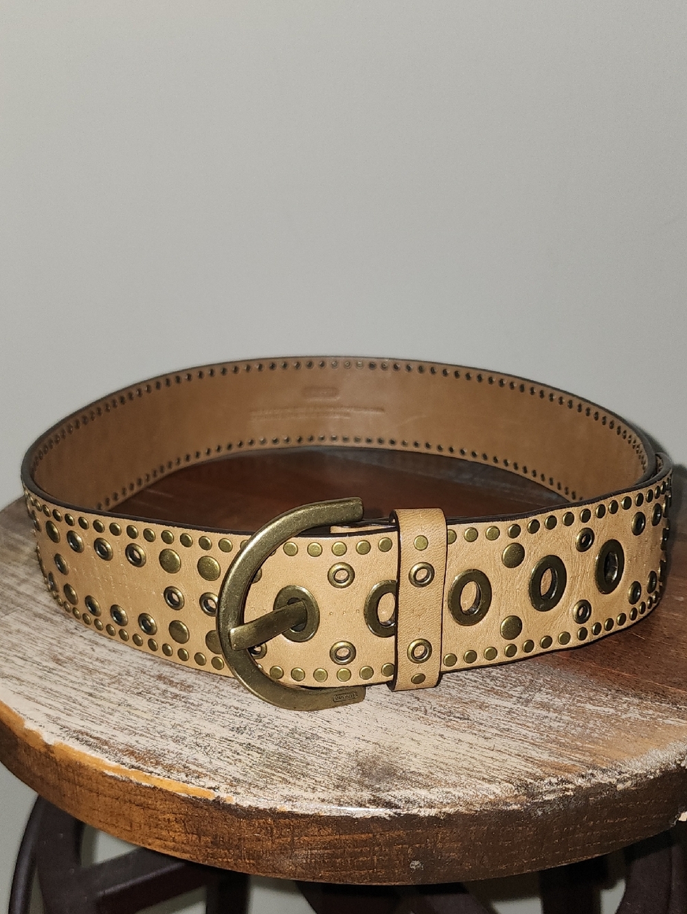 COACH Vintage Studded Tan Leather 2" Belt Antique Solid Brass Buckle Women Small - Picture 12 of 16